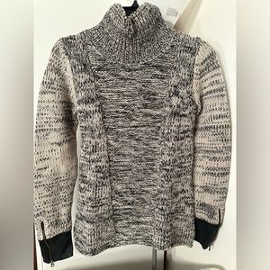 Duffy Turtleneck Sweater, Wool, Black and Cream, size Small